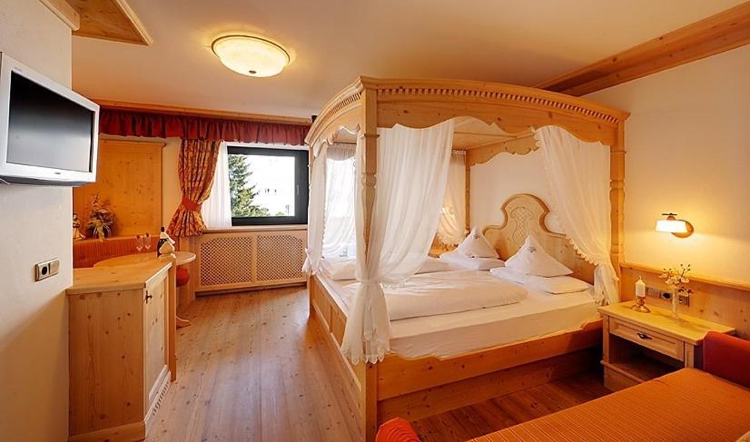 Hotel Alaska Selva di Val Gardena Exterior foto
