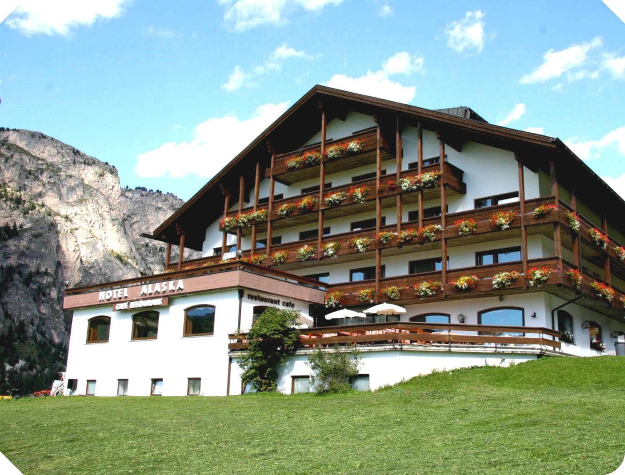 Hotel Alaska Selva di Val Gardena Exterior foto