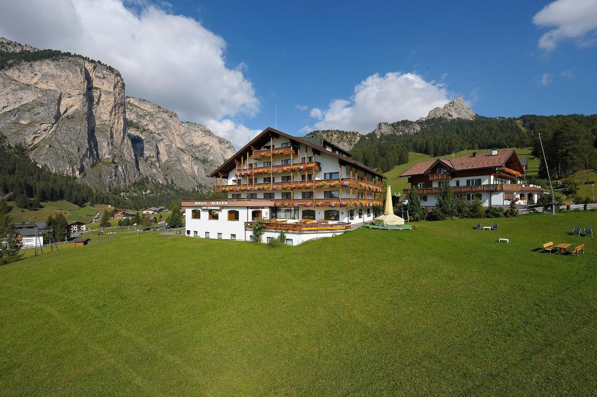 Hotel Alaska Selva di Val Gardena Exterior foto
