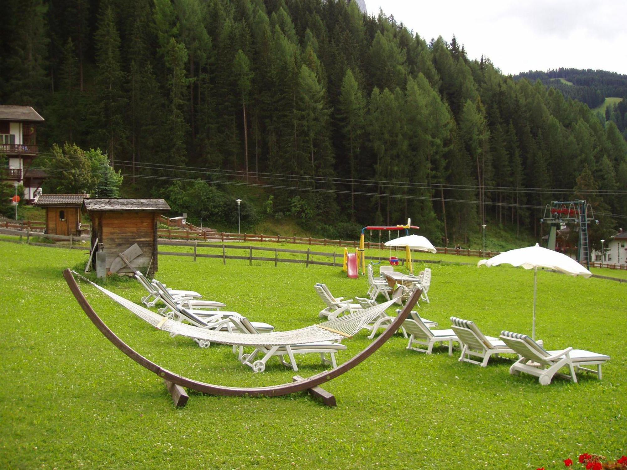 Hotel Alaska Selva di Val Gardena Exterior foto
